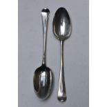 Pair of George III bottom hallmarked silver Hanoverian pattern table spoons with shell back