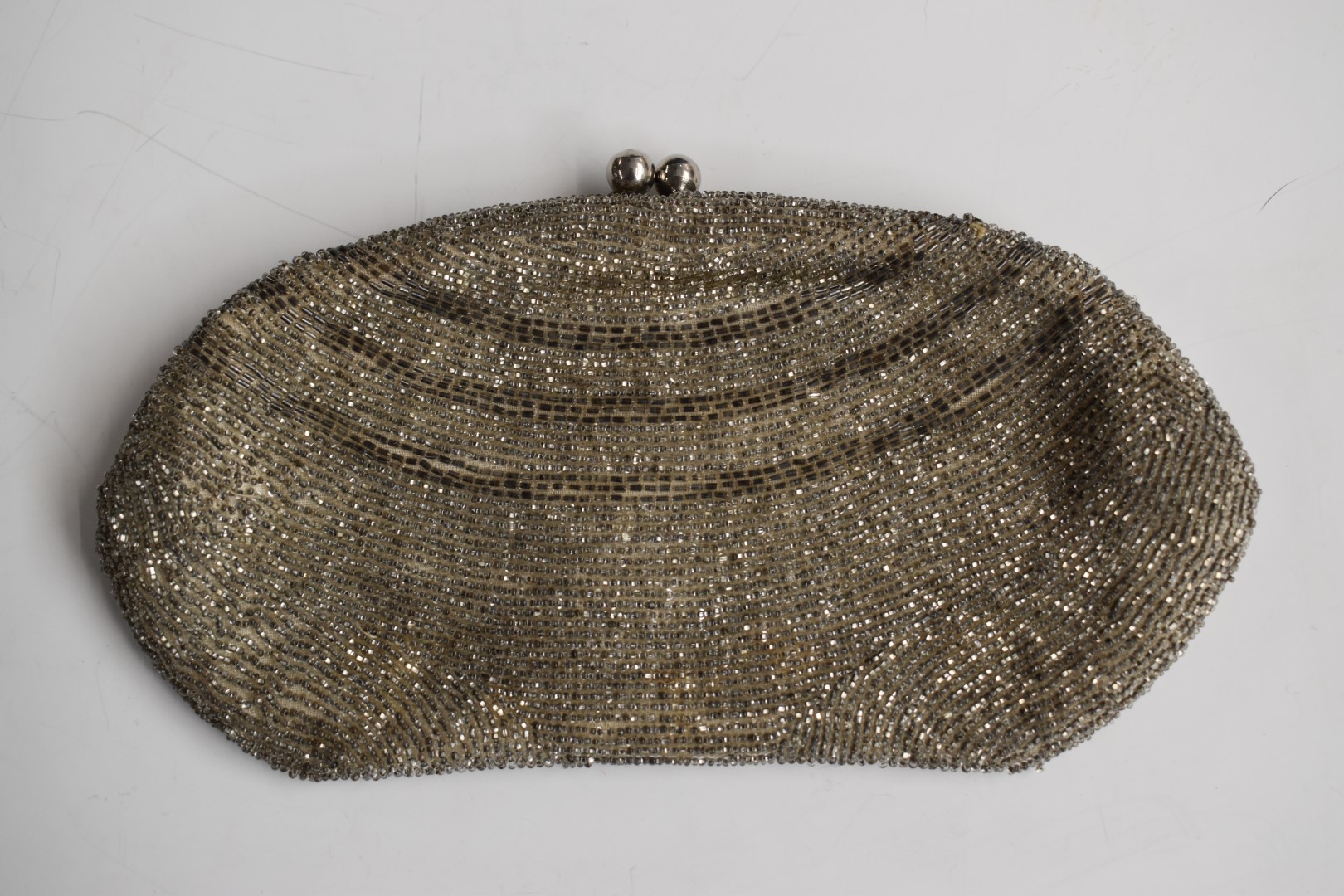 Four vintage sequinned evening bags, including gold Oroton example, largest 16 x 27cm - Image 2 of 5