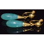 A pair of 18k gold Chinese earrings set with aventurine quartz drops, 3cm