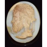 A c1900 carved lace agate cameo depicting Zeus/ Jupiter, 2.8 x 3cm