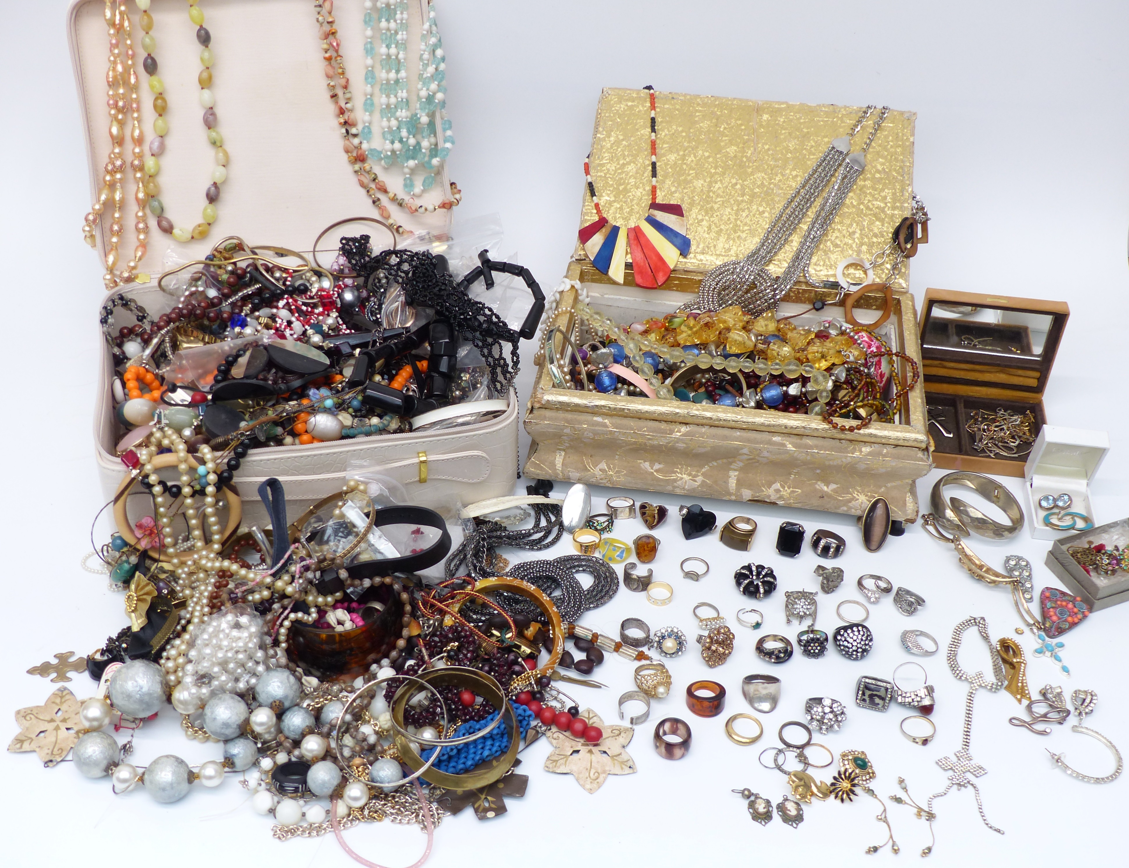 A collection of costume jewellery including necklaces, bracelets, etc