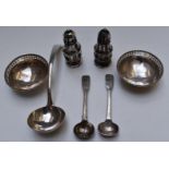 Hallmarked silver items including pair of pierced pedestal salts, pair of peppers, pair of Victorian