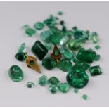 A collection of loose emeralds, 3.5g