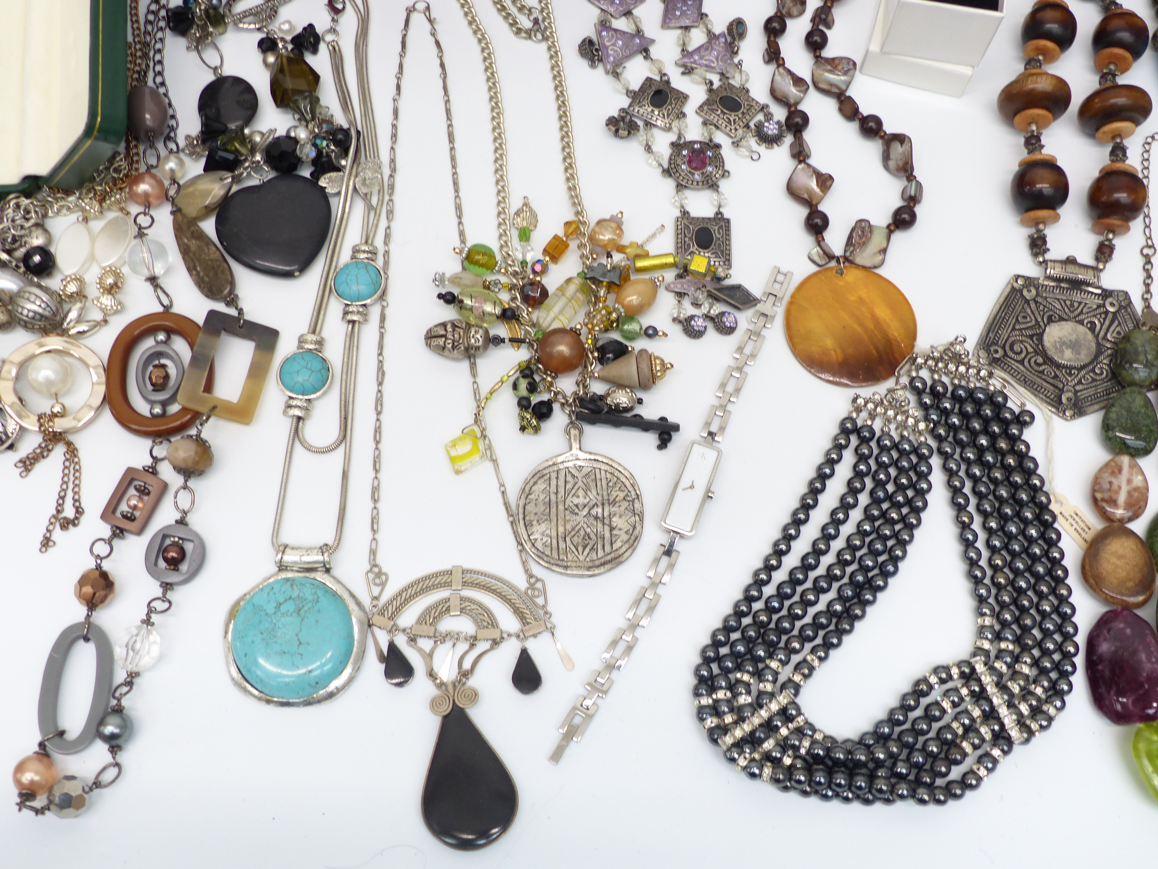 A collection of costume jewellery including Armani Exchange necklace, other necklaces, etc - Image 4 of 4