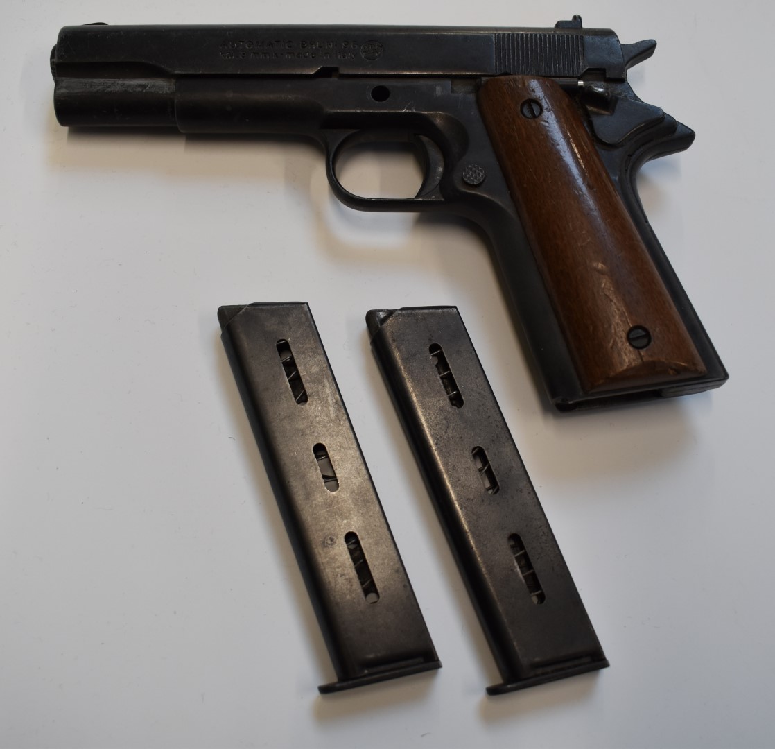 BBM Bruni 96 Automatic 8mm blank firing pistol with wooden grips and a spare magazine. - Image 4 of 4