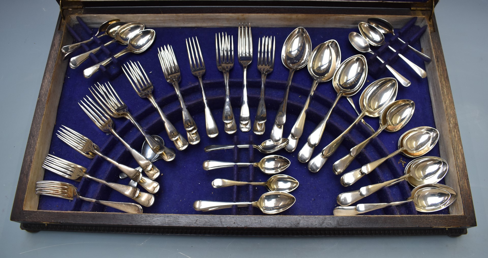 Oak cased twelve place setting canteen of silver plated cutlery, width of canteen 65cm - Image 2 of 3