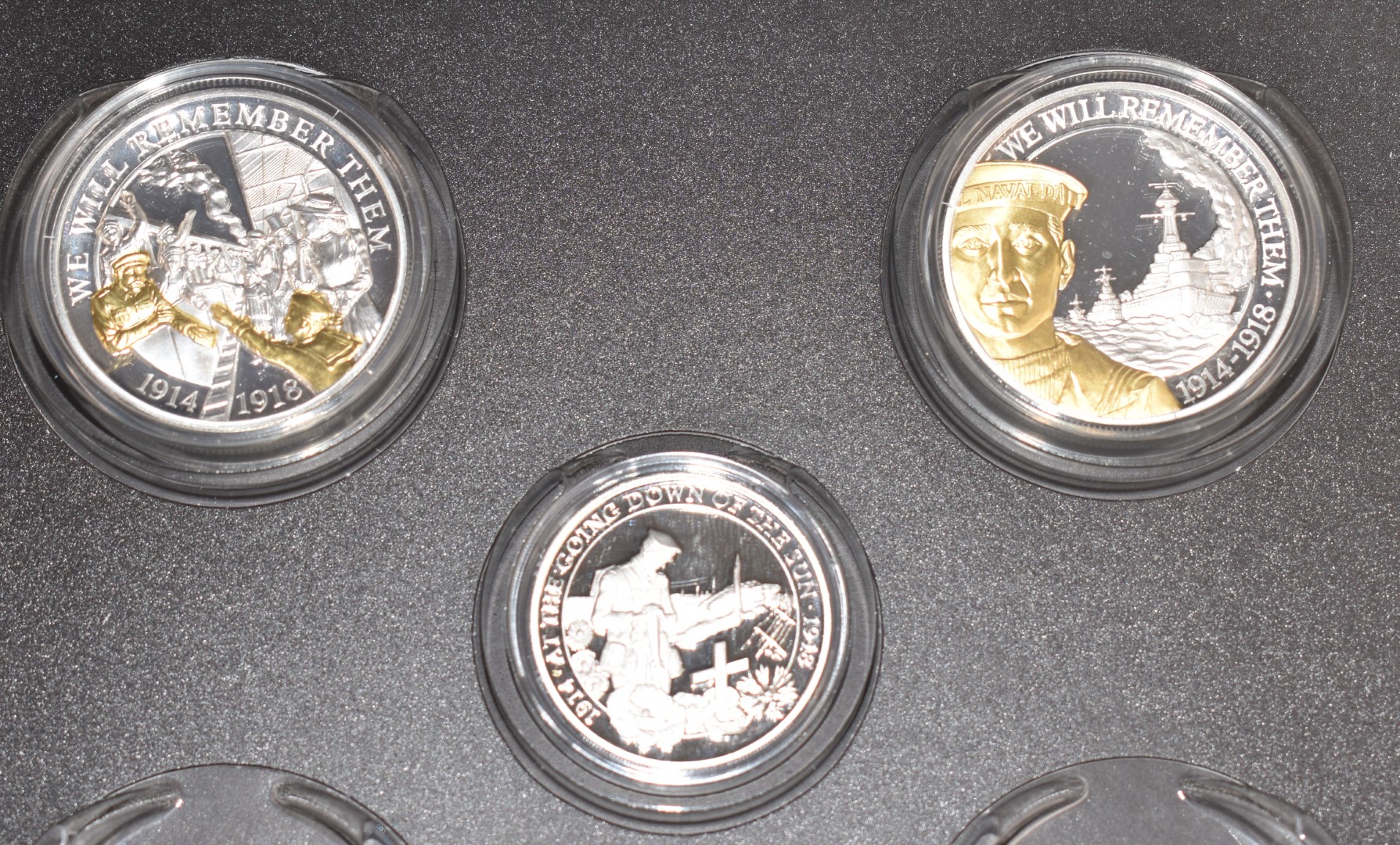 Five London Mint WW2 commemorative coin packs and crowns, in presentation packs with certificates - Image 3 of 5