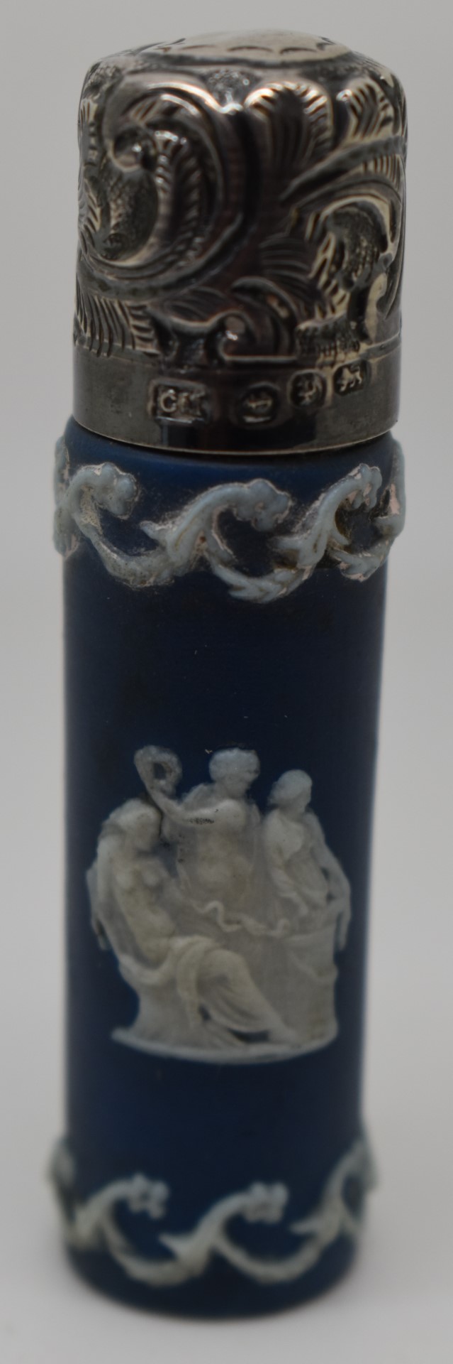 Victorian hallmarked silver lidded Wedgwood or similar porcelain scent bottle, Birmingham 1989 maker - Image 3 of 4