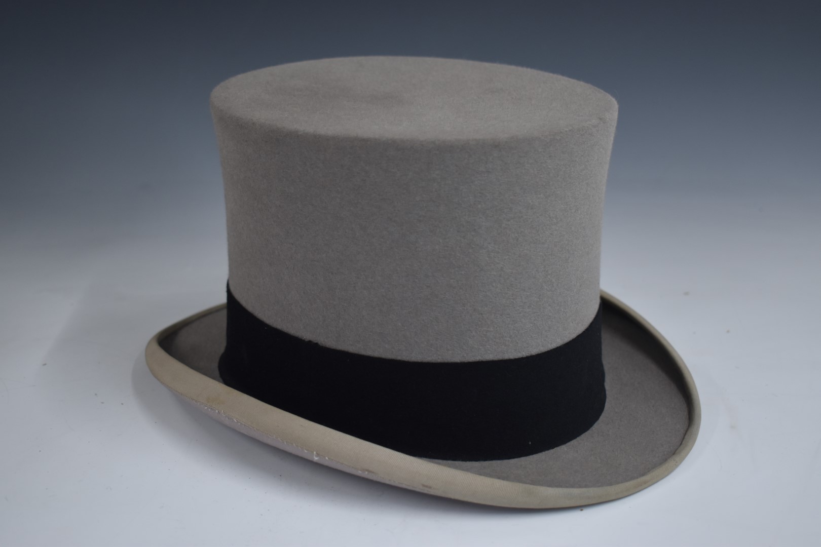 Two vintage James Lock silk top hats, one in original carry case, the other in a vintage Lock & Co - Image 5 of 7