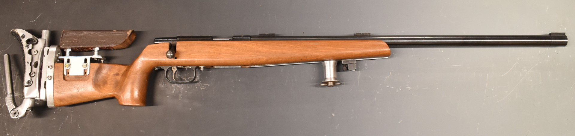 Anschutz model Match 54 .22 bolt-action target or bench rifle with adjustable cheek piece, butt - Image 2 of 3