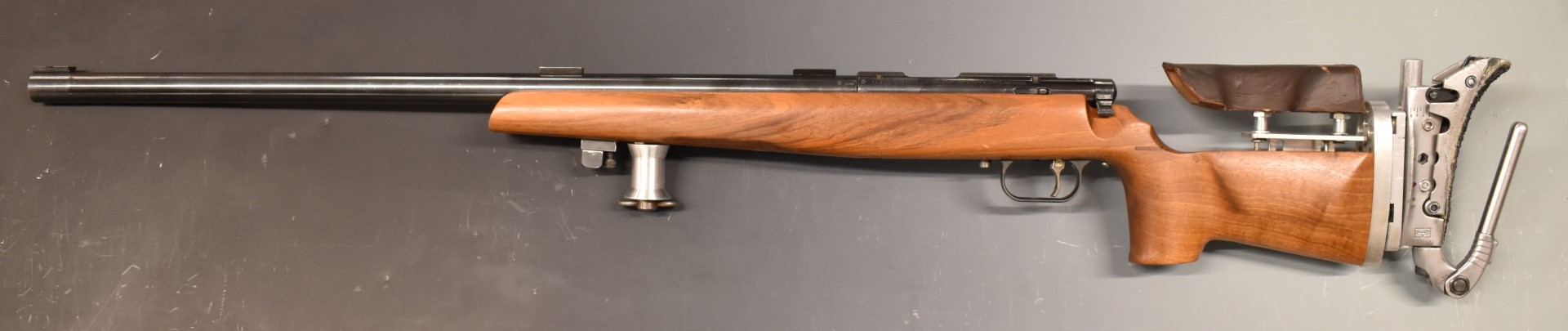 Anschutz model Match 54 .22 bolt-action target or bench rifle with adjustable cheek piece, butt - Image 3 of 3