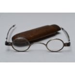 George Unite Georgian hallmarked silver spectacles, Birmingham 1834, width 11.5cm, in part wooden