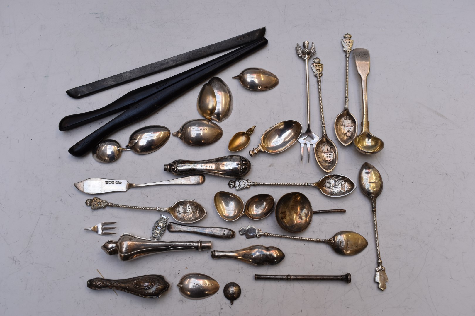 Hallmarked silver and white metal spoons, spoon bowls and a comb back, weight 162g, together with - Image 5 of 5