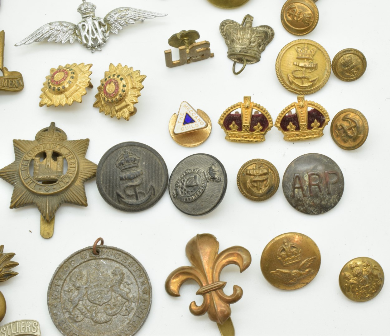 Collection of British Forces badges and buttons together with some civilian examples, including bi - Image 3 of 8