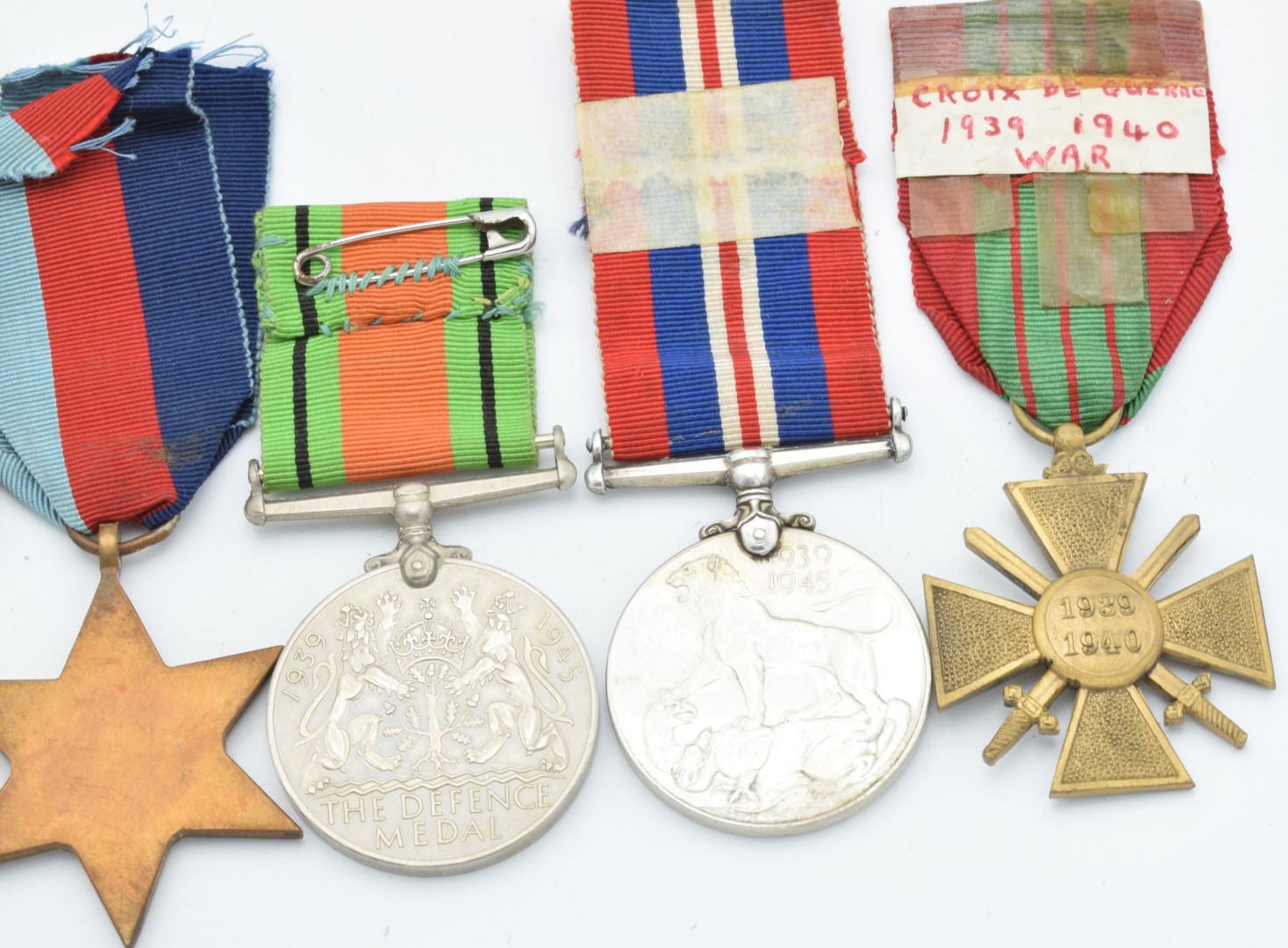 Eight medals comprising Australian Service Medal named to N X 7360 W J Issacs, Pakistan Constitution - Image 8 of 8