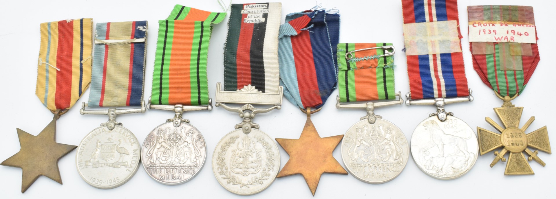 Eight medals comprising Australian Service Medal named to N X 7360 W J Issacs, Pakistan Constitution - Image 5 of 8