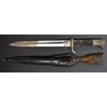 German WW2 KS98 dress bayonet with WKC makers to ricasso, 24cm fullered blade, scabbard and frog