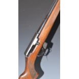 BRNO Model 581 .22 semi-automatic rifle with chequered semi-pistol grip, magazine and 19.5 inch