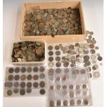 Approximately 320g of mixed silver coinage, together with a large quantity of sundry UK coins