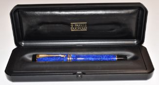 Parker Duofold fountain pen with blue marbled shaft and cap, gold plated fittings and signed 18ct