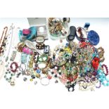 A collection of costume jewellery including vintage earrings, agate bracelet, Toledo bracelet,