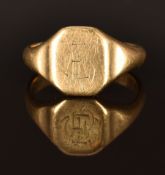 A 9ct gold signet ring, size R/S, 5.4g