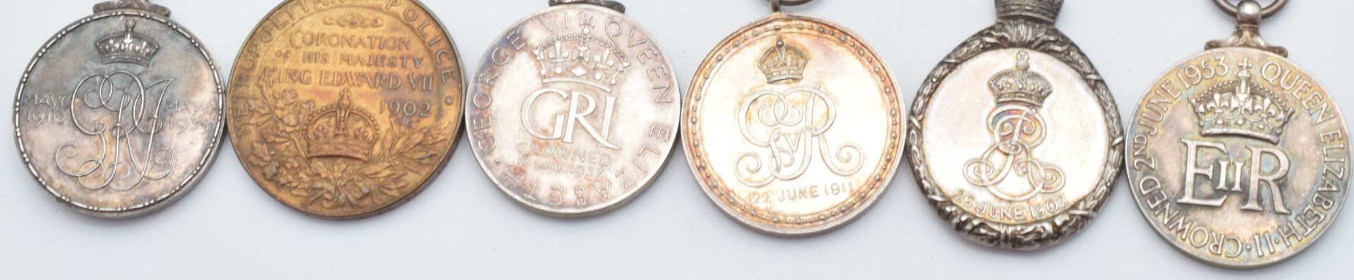 Eight commemorative Jubilee and Coronation medals including 1935 George V Jubilee Medal, 1953 - Image 3 of 11