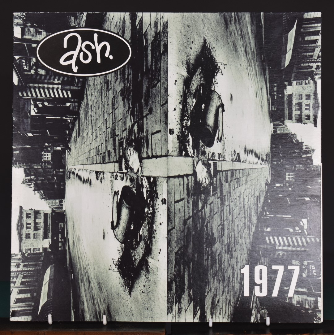 Ash - 1977 (INFECT 40LP), record appears EX, cover VG