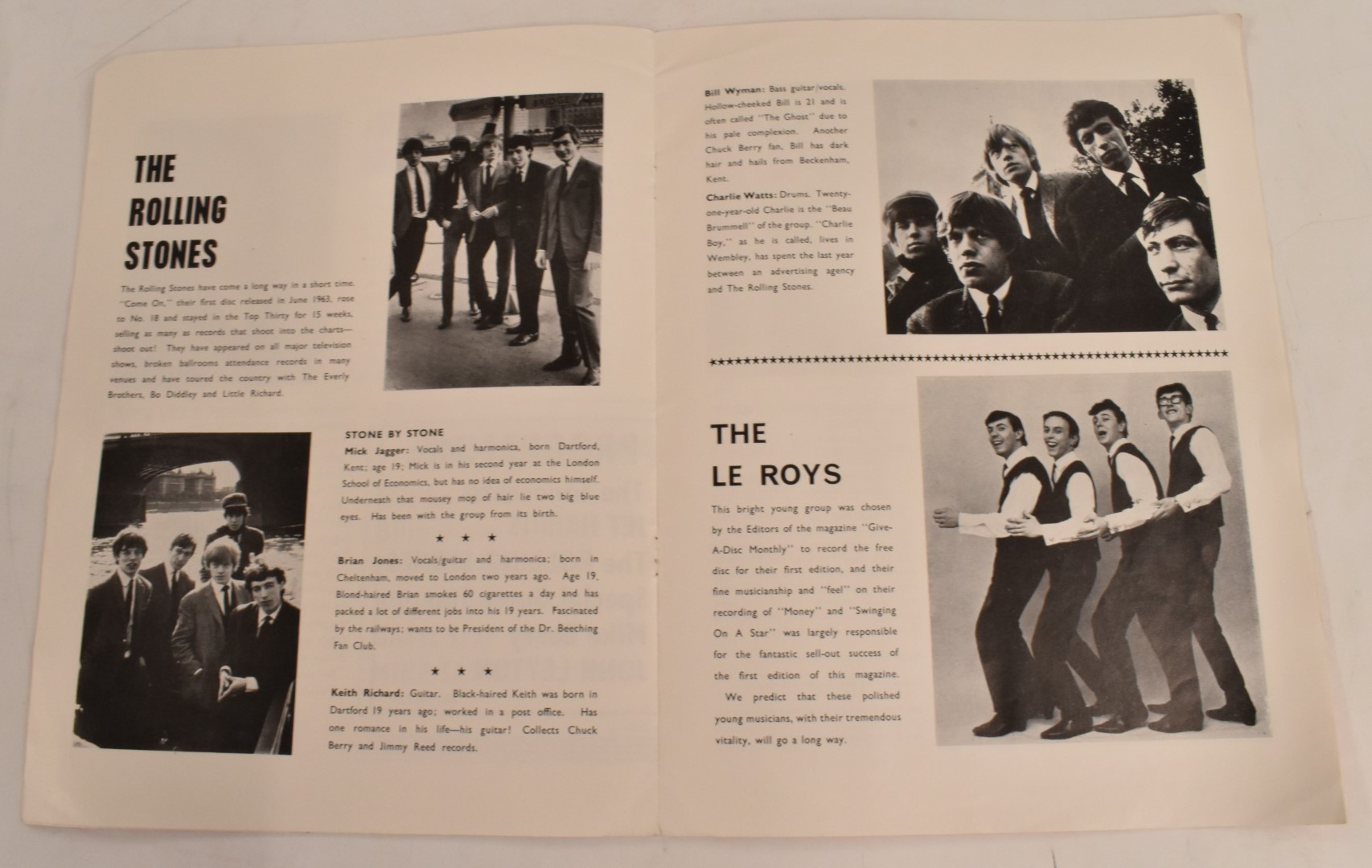 Robert Stigwood Associates Ltd presents All Stars '64 tour programmes, the tour featured The Rolling - Image 3 of 4
