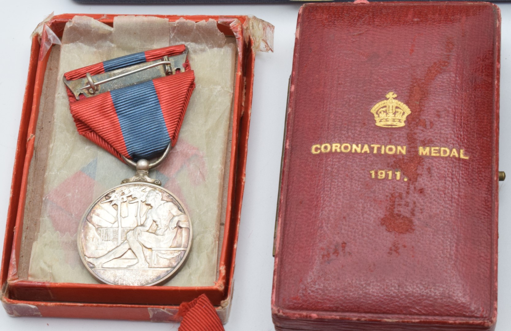 Eight commemorative Jubilee and Coronation medals including 1935 George V Jubilee Medal, 1953 - Image 4 of 11