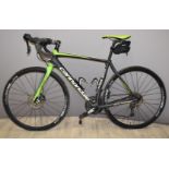 Cannondale Synapse SP7 road racing or touring bicycle, with 54cm frame, Shimano 105 derailleurs,