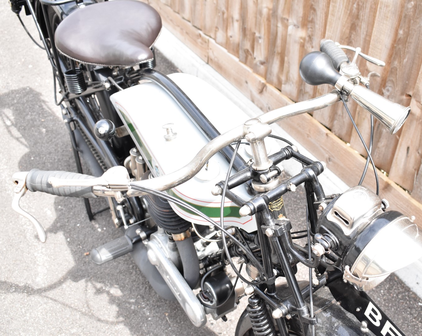 1925 Triumph model P 500cc side valve motorbike, registration number BF 6580 with V5c, in near - Image 5 of 19