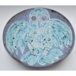 David Reeves studio pottery large pedestal charger or bowl decorated with an owl, diameter 46cm