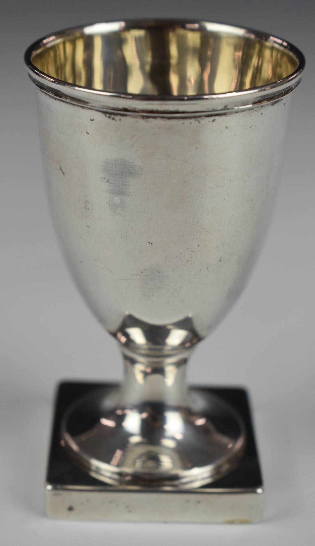 Victorian hallmarked silver pedestal goblet or vase, London 1900, maker Maurice Freeman, height - Image 2 of 3