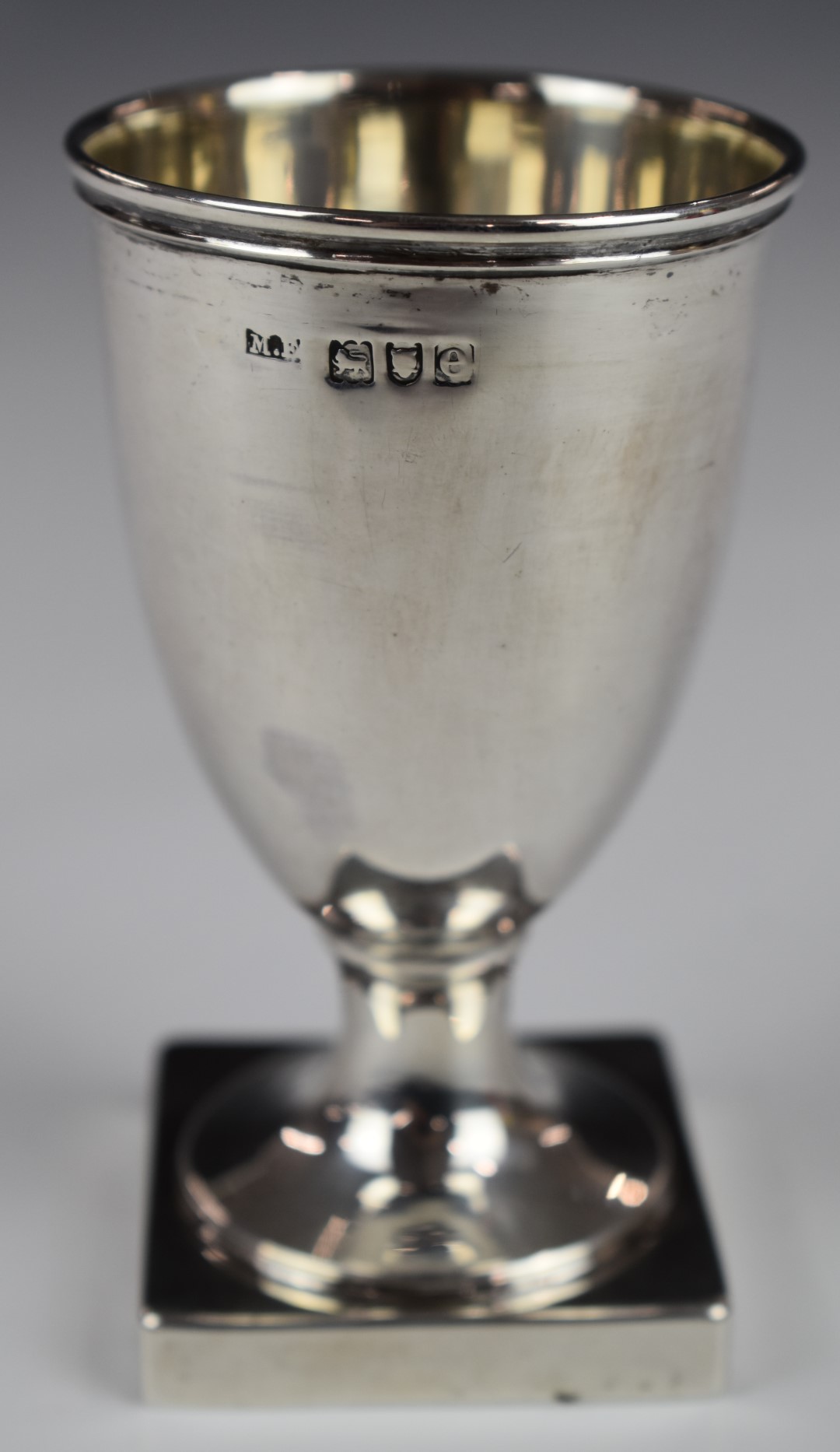 Victorian hallmarked silver pedestal goblet or vase, London 1900, maker Maurice Freeman, height