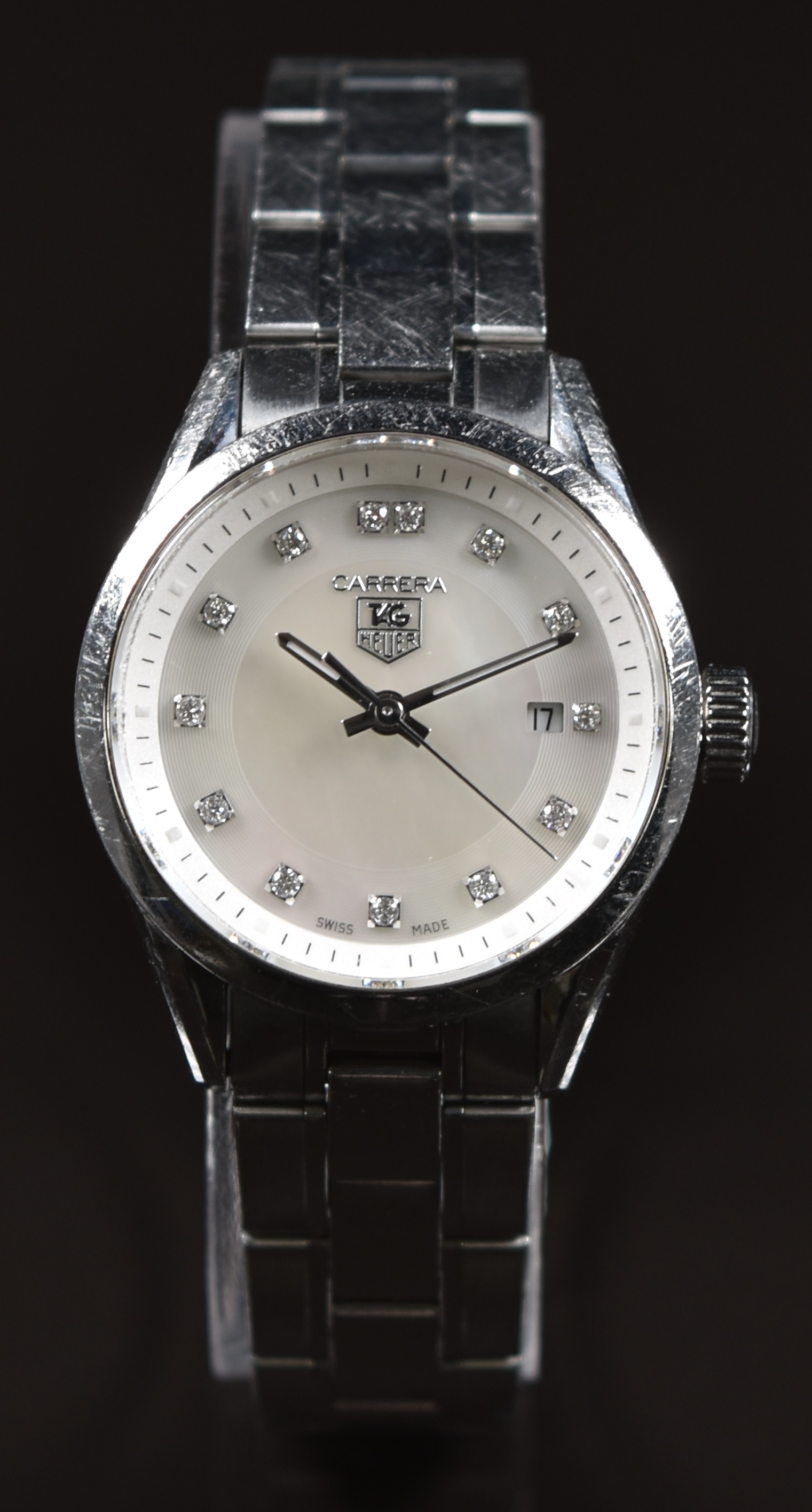 Tag Heuer Carrera ladies wristwatch ref. WV1411 with date aperture, luminous hands, diamond hour