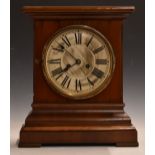 Werttemberg mantel clock striking on a gong, in wooden case, H41cm