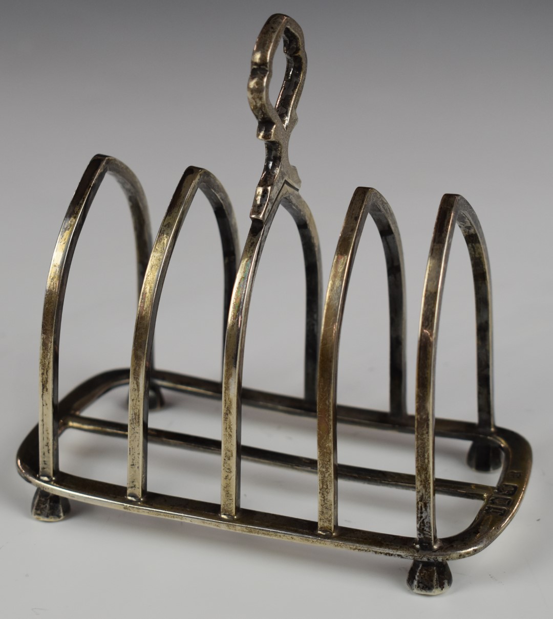 George V hallmarked silver five bar toast rack, London 1917, maker Thomas Bradbury & Sons Ltd,