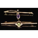 Edwardian 15ct gold brooch set with an amethyst, diamonds and seed pearl (2.7g) and a 9ct gold