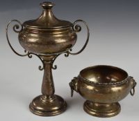 Walker & Hall hallmarked silver twin handled pedestal trophy cup or similar presentation piece, date