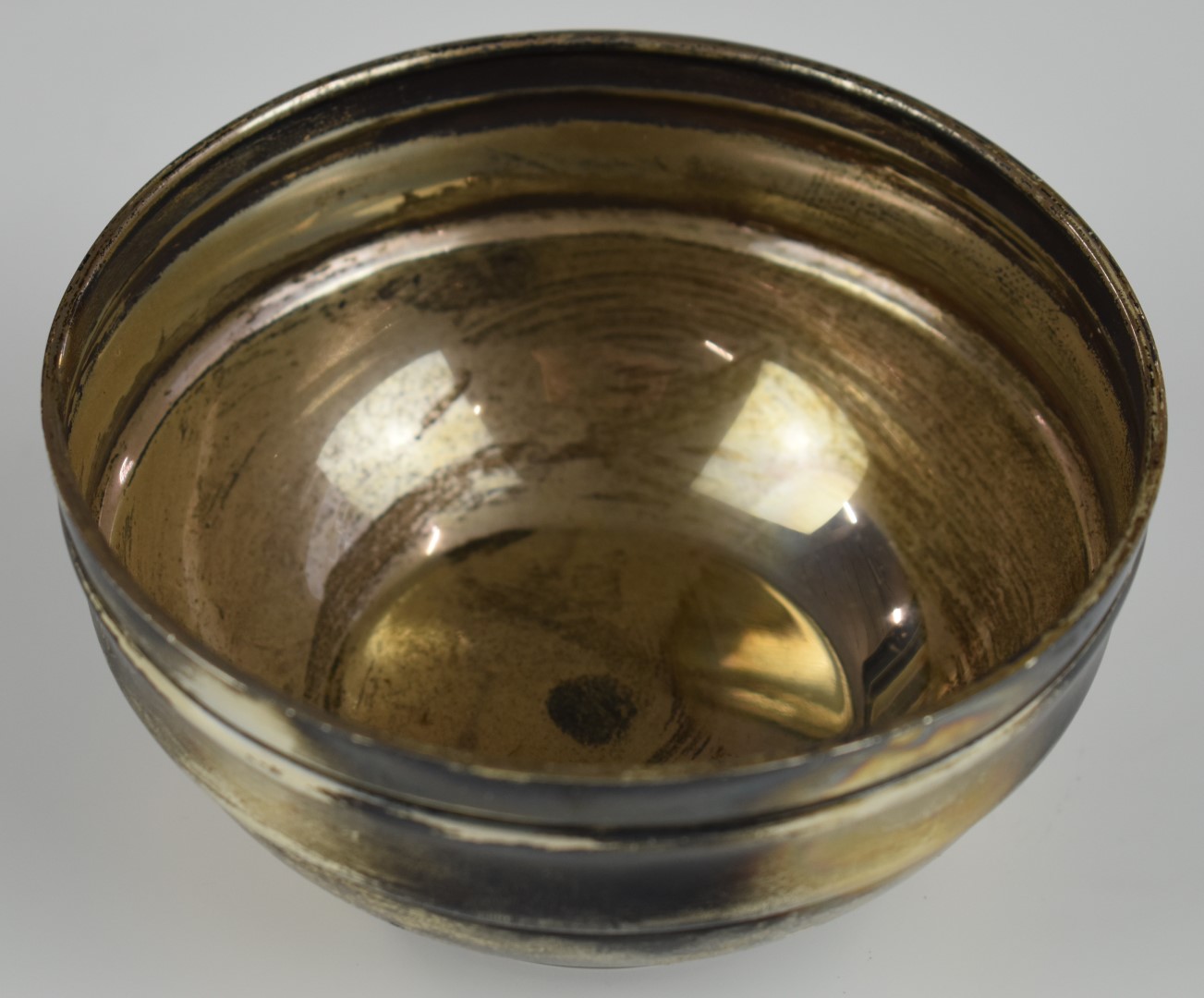 George V hallmarked silver pedestal bowl, London 1916, maker Reid & Sons, diameter 12.5cm, weight - Image 2 of 3