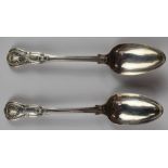 Victorian pair of King's pattern hallmarked silver table spoons, London 1842, maker William