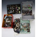 A collection of costume jewellery