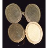 A pair of 9ct gold cufflinks, 8.8g