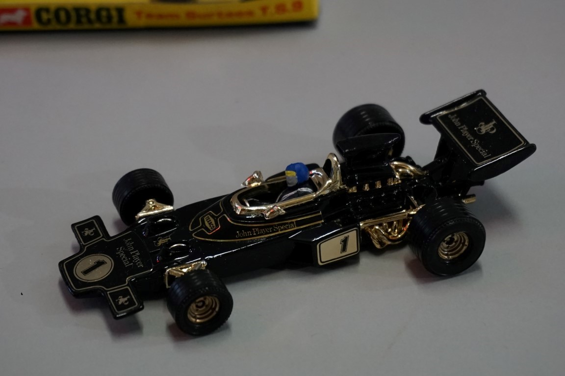 Four Corgi diecast racing cars, comprising: 170 'John Woolfe Dragster', boxed; 154 'JPS Lotus - Image 6 of 9