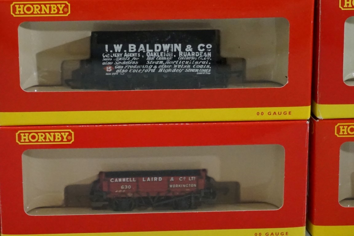 Eleven 'OO' gauge wagons, each in Hornby box. (11) - Image 4 of 12