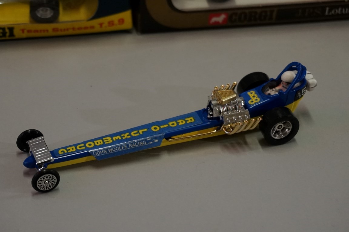 Four Corgi diecast racing cars, comprising: 170 'John Woolfe Dragster', boxed; 154 'JPS Lotus - Image 4 of 9