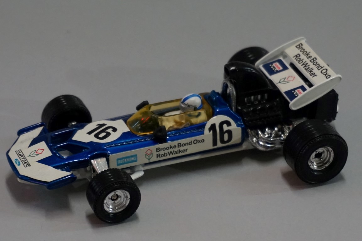 Four Corgi diecast racing cars, comprising: 170 'John Woolfe Dragster', boxed; 154 'JPS Lotus - Image 8 of 9