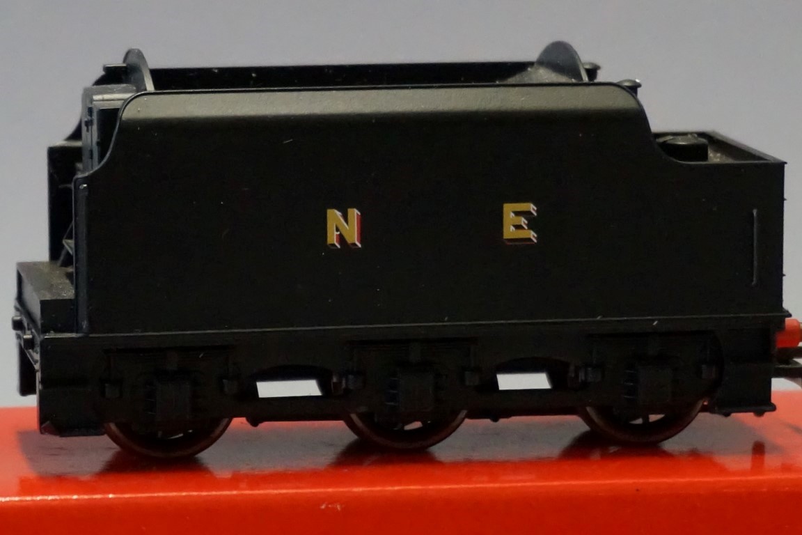 A Hornby R2227 'OO' gauge Stanier 8F 2-8-0 locomotive, built at LNER numbered 7675, lettered NE; and - Image 4 of 6