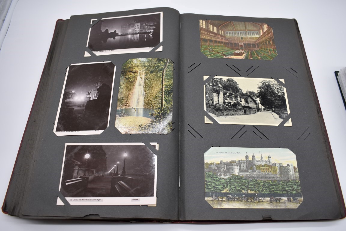 POSTCARD ALBUM: contains approx 296 mixed postcards, topographical and greetings, generally in - Image 38 of 70